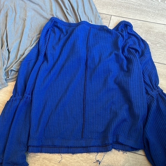 Free people shades of blue oversized boho tunic bundle of two tops size small - Picture 5 of 9